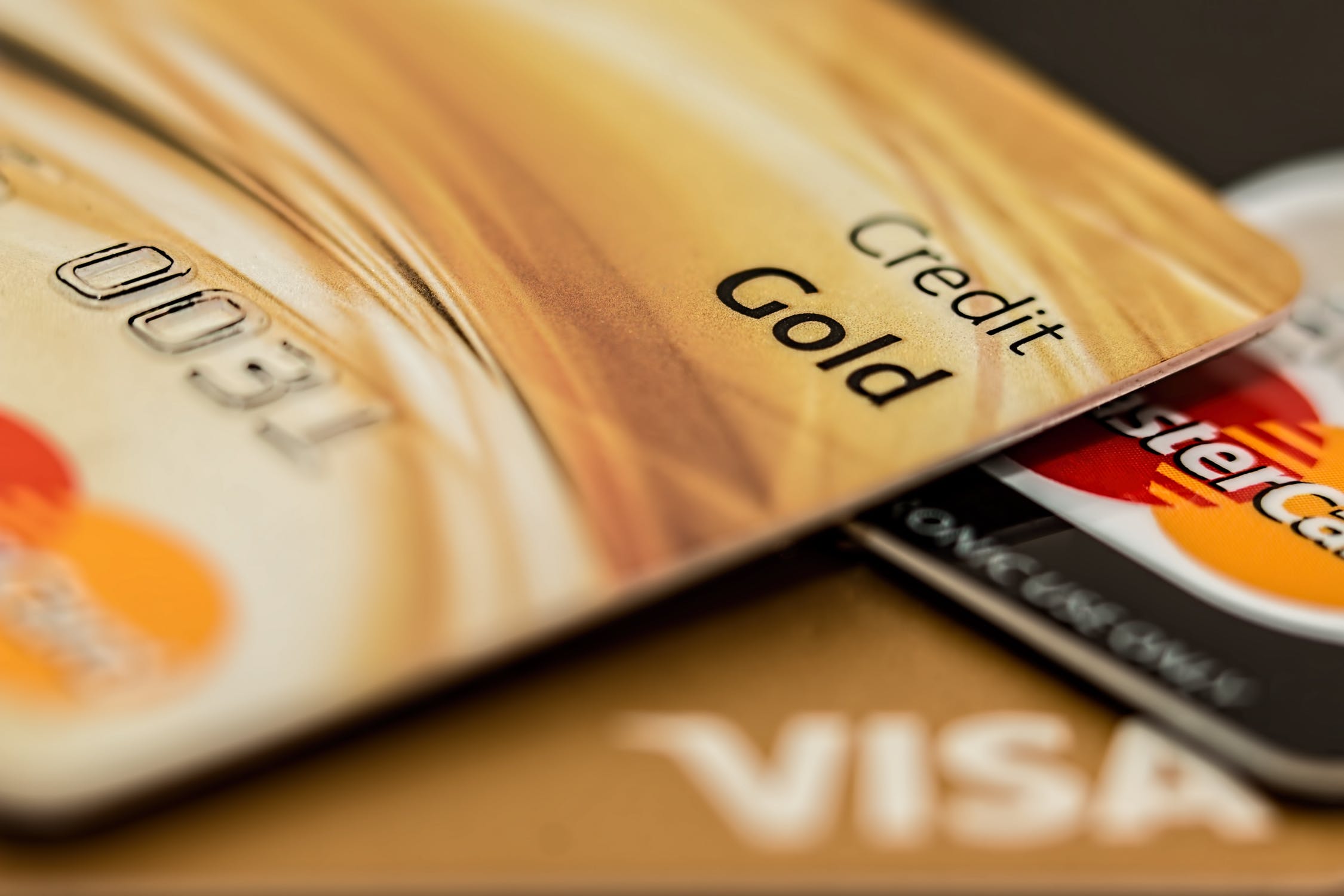 Lower Your Monthly Credit Card Bill In 10 Steps!